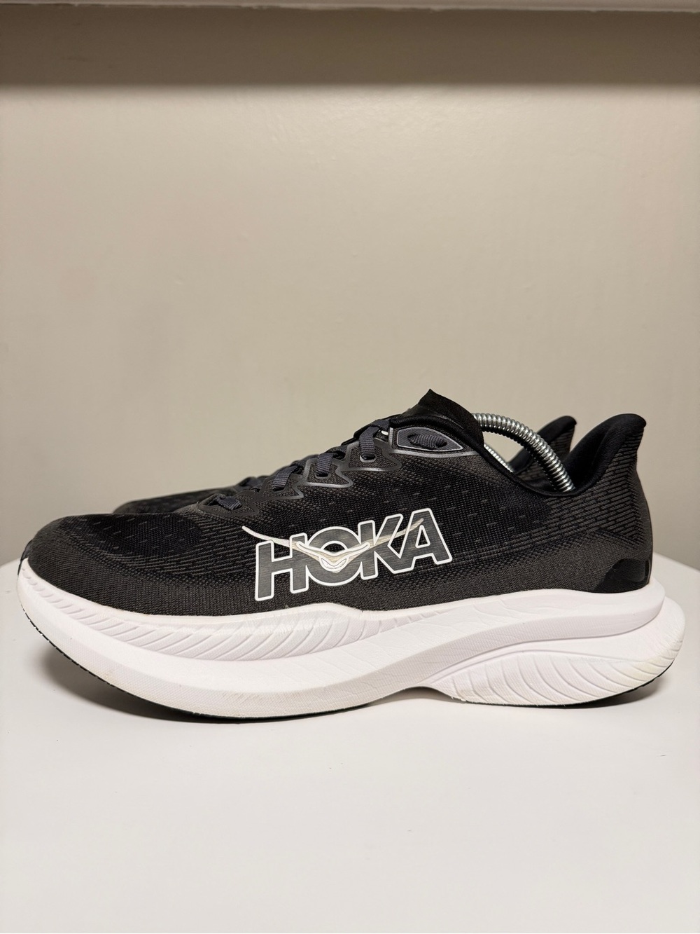 Hoka One One Mach 6 Black White Running Shoes 1147790 BWHT Men’s US 11.5 D